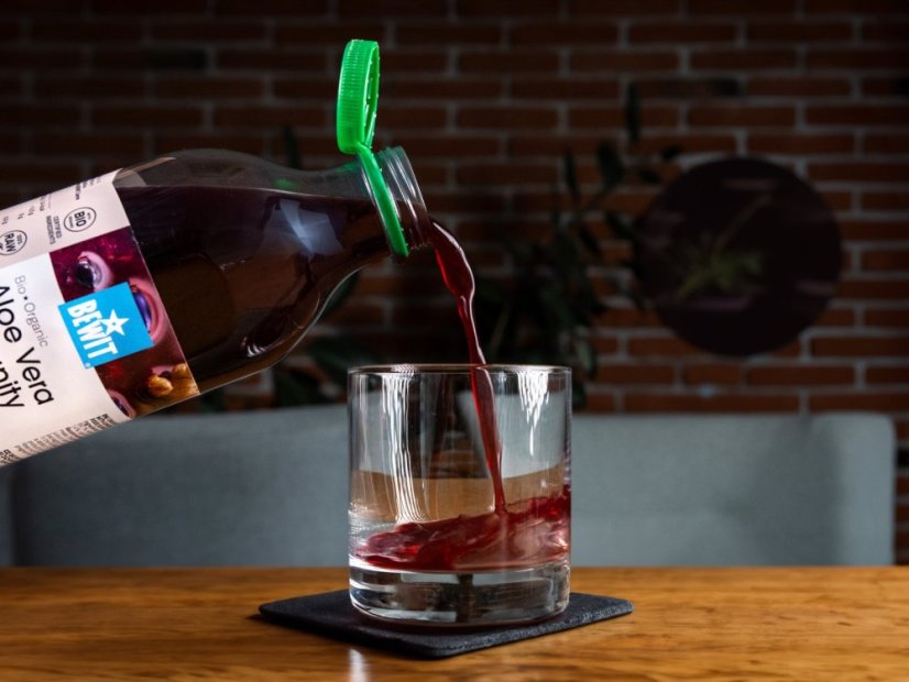 BEWIT Aloe Vera Immunity gel s dužinou BIO RAW – prírodná sila aloe obohatená o hroznové víno, čiernu bazu a zázvor 1000ml